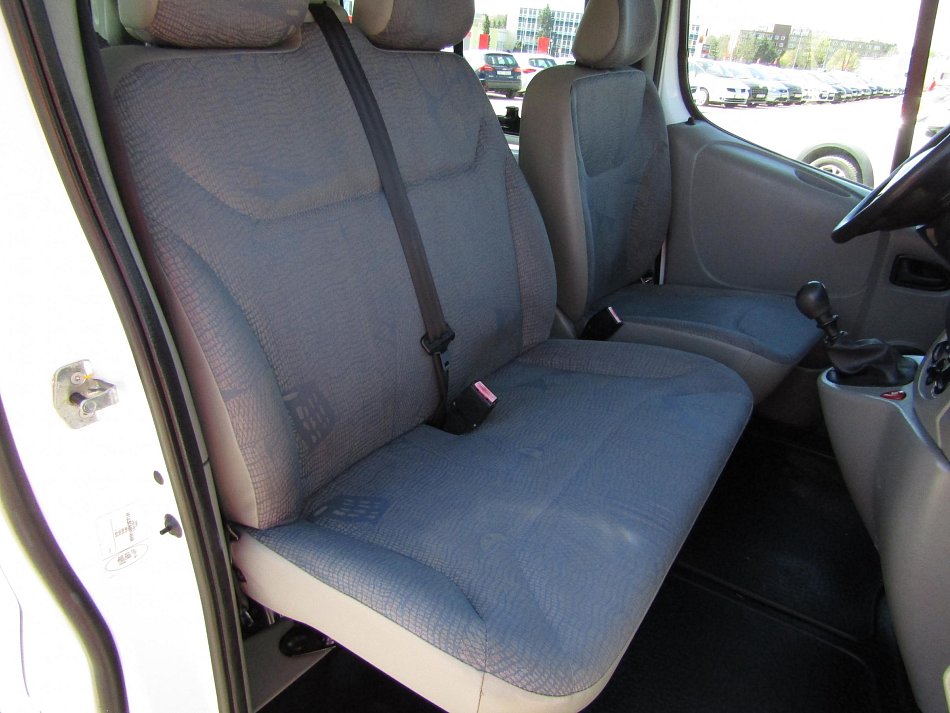 Renault Trafic 1.9dCi  9míst