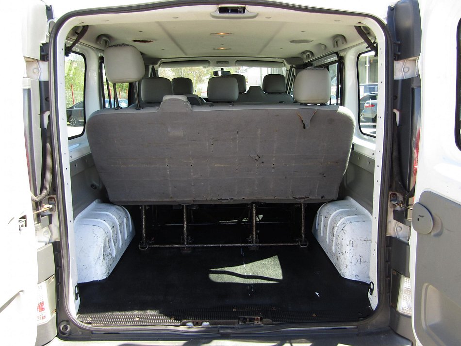 Renault Trafic 1.9dCi  9míst
