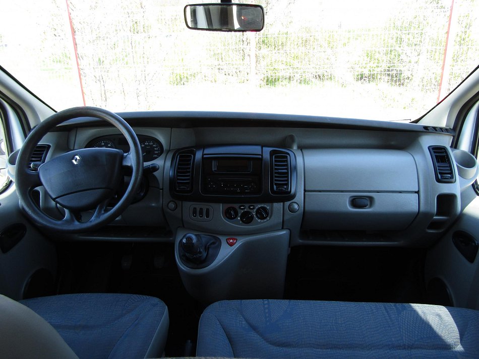 Renault Trafic 1.9dCi  9míst