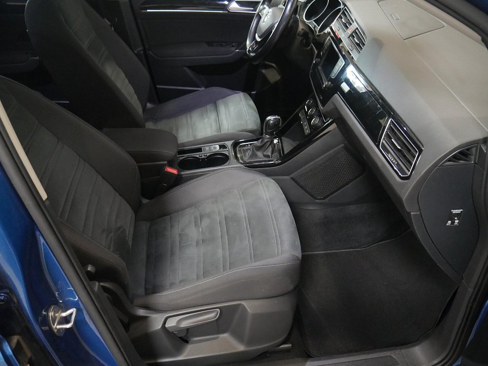 Volkswagen Touran 2.0TDi 