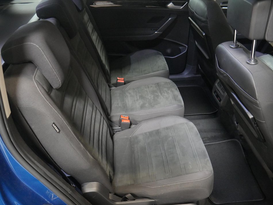 Volkswagen Touran 2.0TDi 