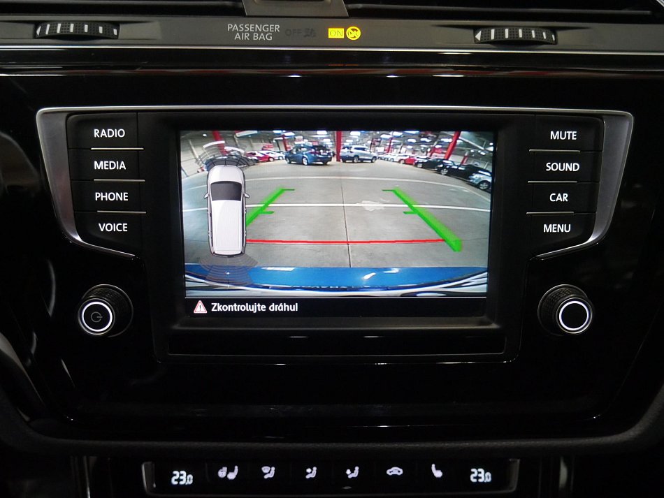 Volkswagen Touran 2.0TDi 