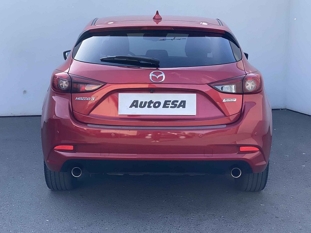 Mazda 3 2.0 i 