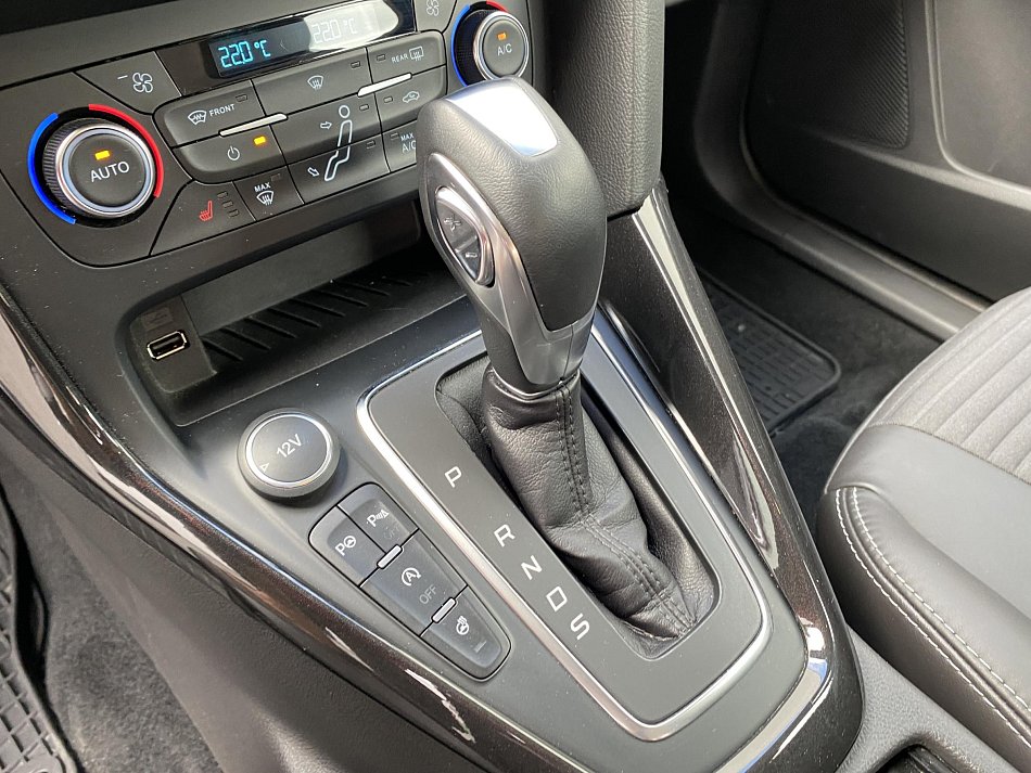 Ford Focus 1.5 EB Titanium