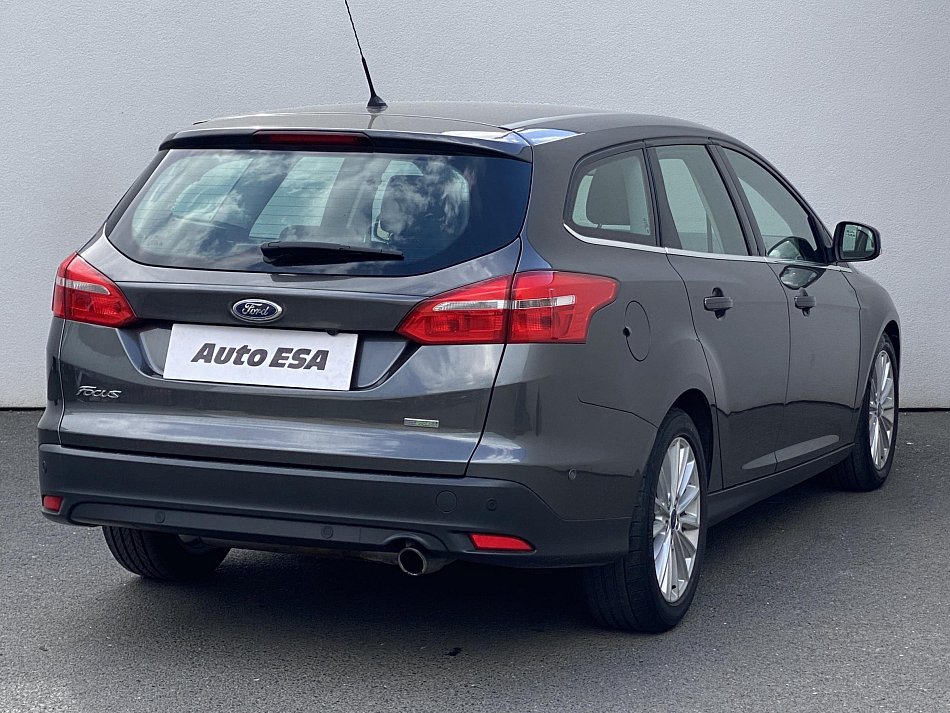 Ford Focus 1.5 EB Titanium
