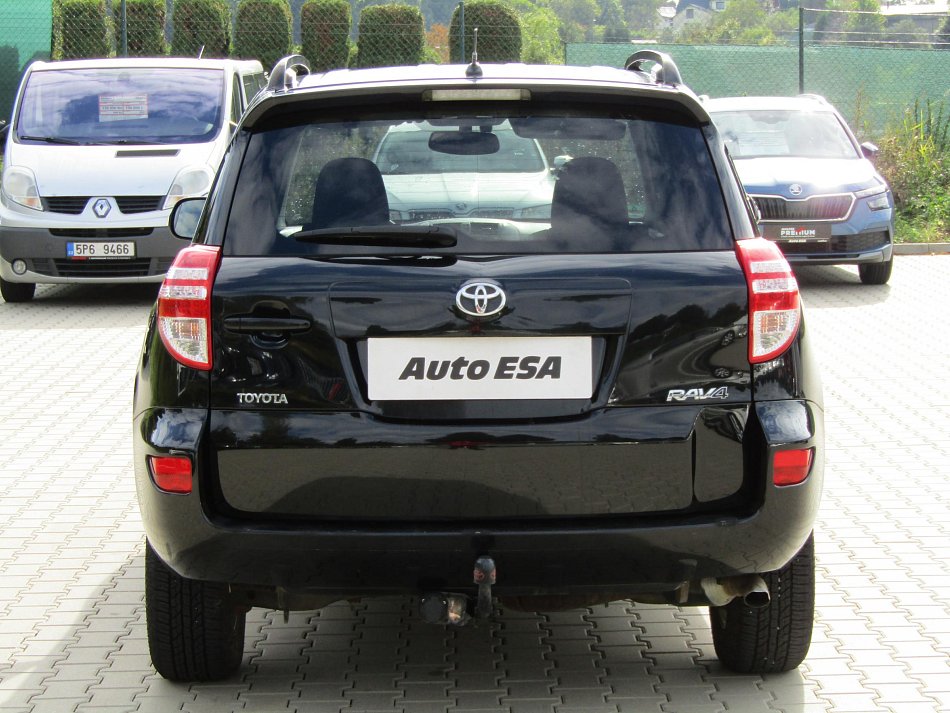 Toyota RAV4 2.2D  4x4