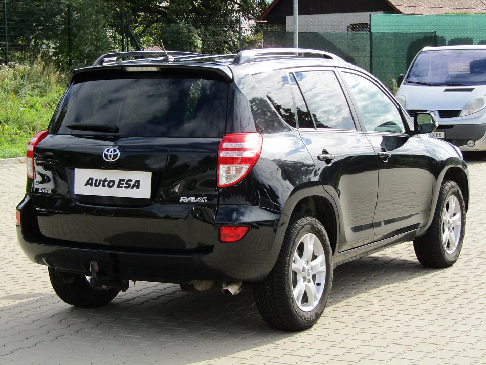 Toyota RAV4 2.2D  4x4