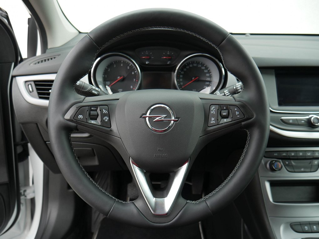 Opel Astra 1.2 T 