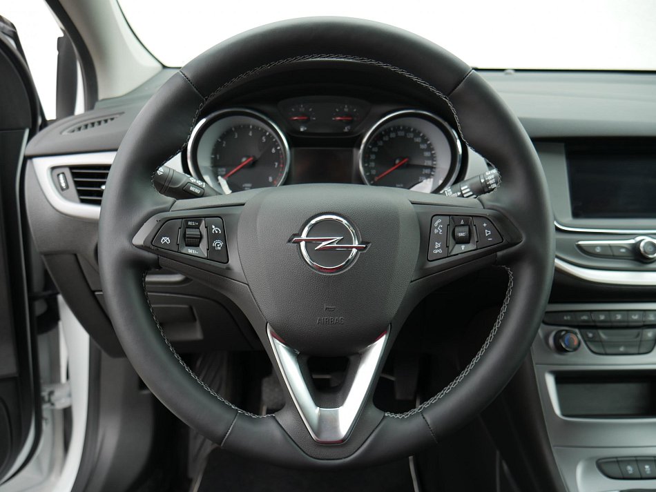 Opel Astra 1.2 T 