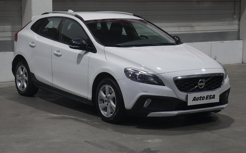 Volvo V40 2.0D 