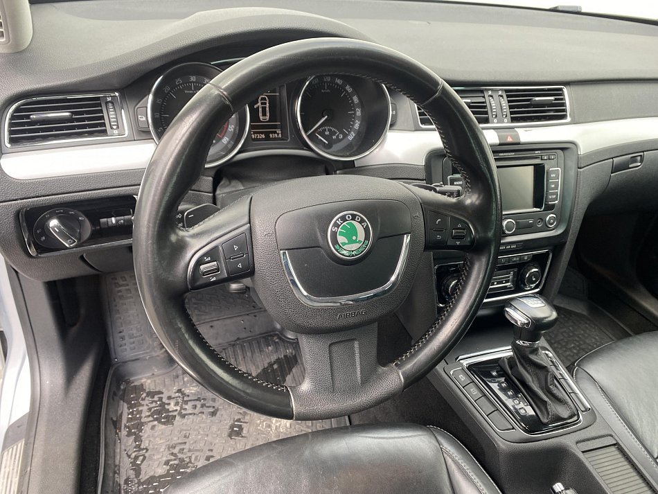 Škoda Superb II 2.0 TDi Elegance