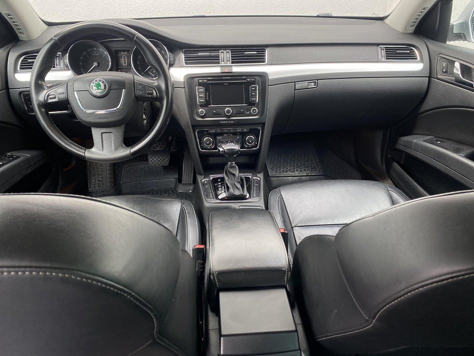 Škoda Superb II 2.0 TDi Elegance