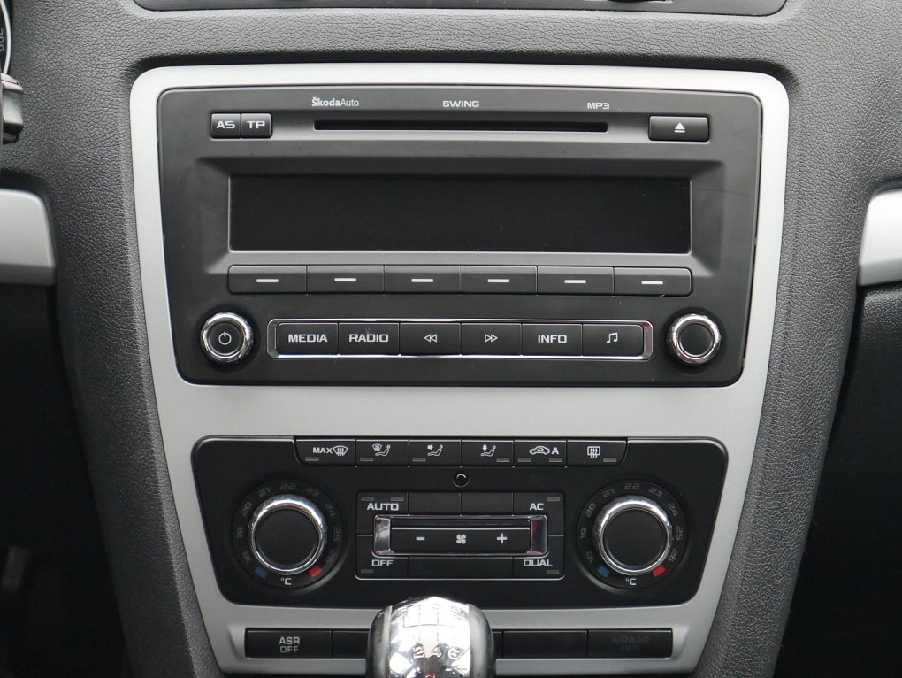 Škoda Octavia II 1.2 TSi Ambiente