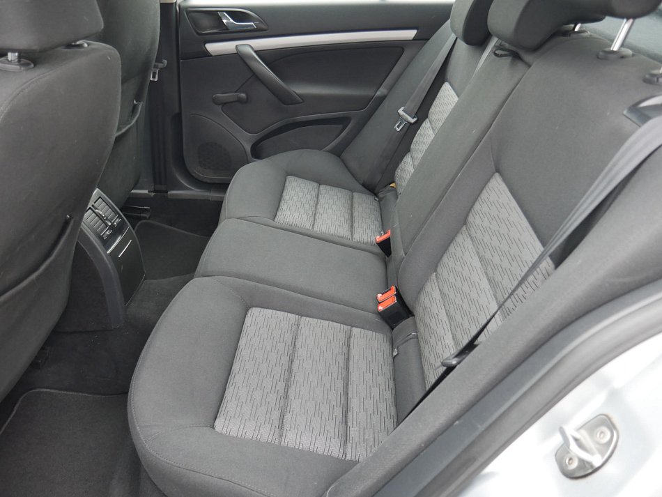 Škoda Octavia II 1.2 TSi Ambiente