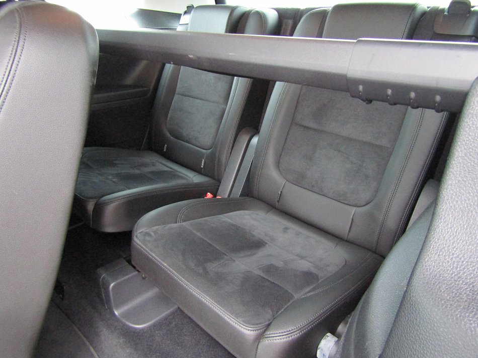 Volkswagen Sharan 2.0 TDi  4x4, 7míst