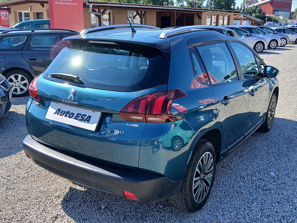 Peugeot 2008 1.2 PT 