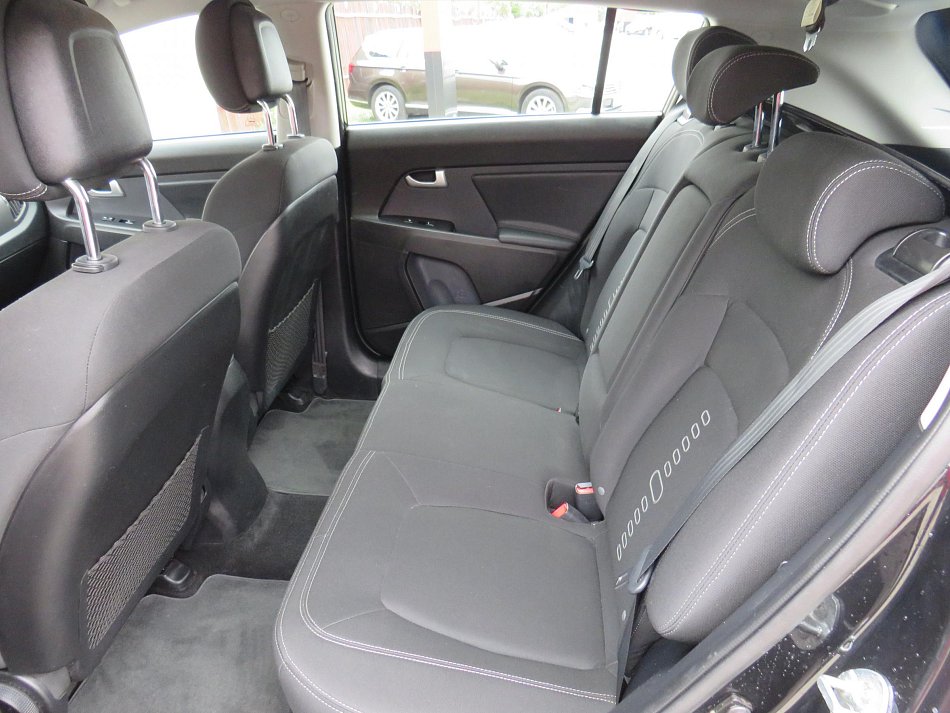 Kia Sportage 2.0 CVVT Vision AWD