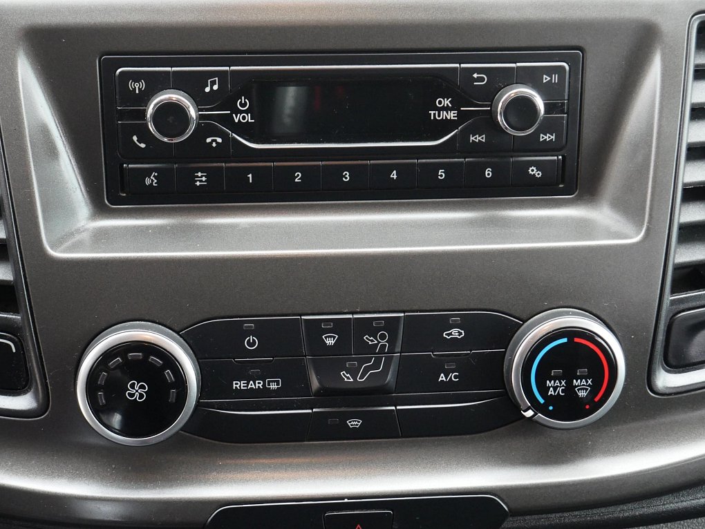 Ford Transit Custom 2.0TDCi Trend L2 6míst