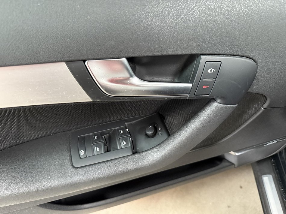 Audi A3 1.6 FSi S-line
