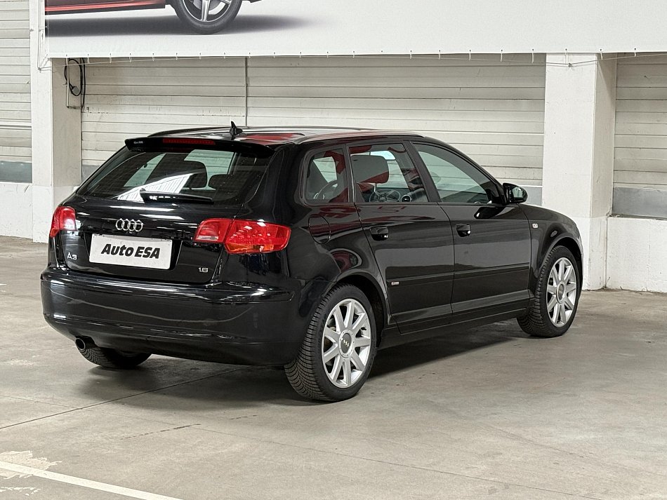 Audi A3 1.6 FSi S-line
