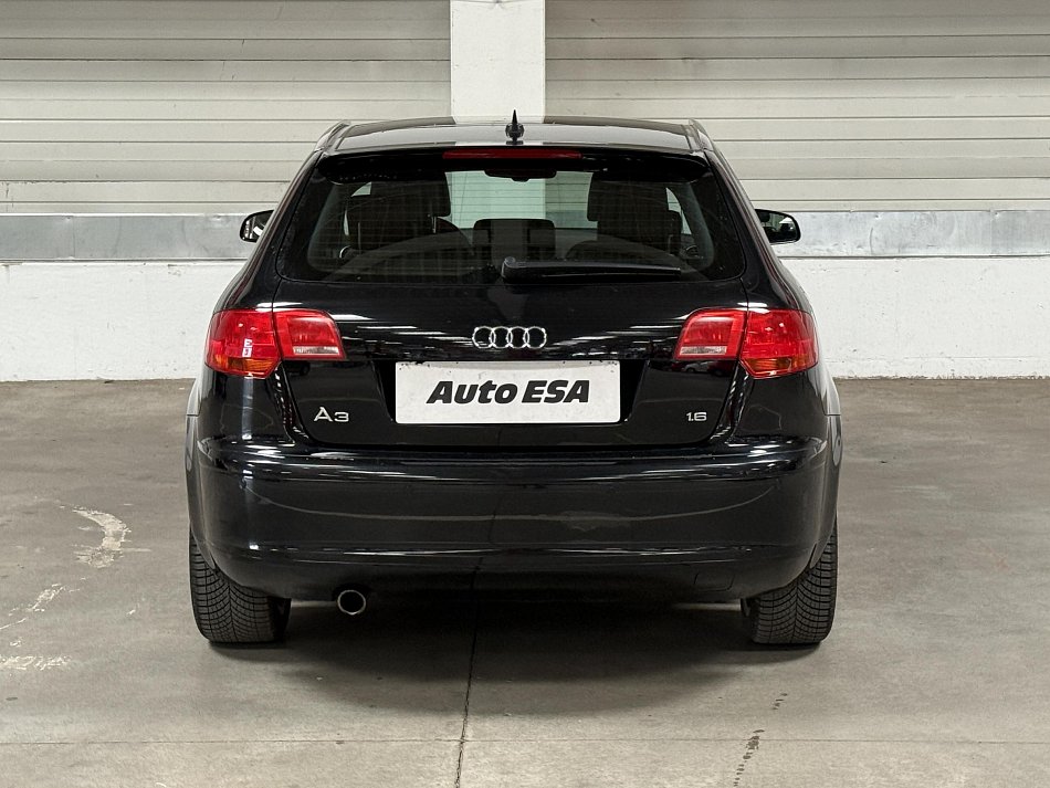 Audi A3 1.6 FSi S-line