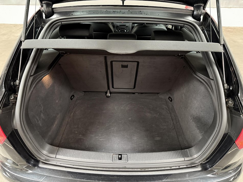 Audi A3 1.6 FSi S-line