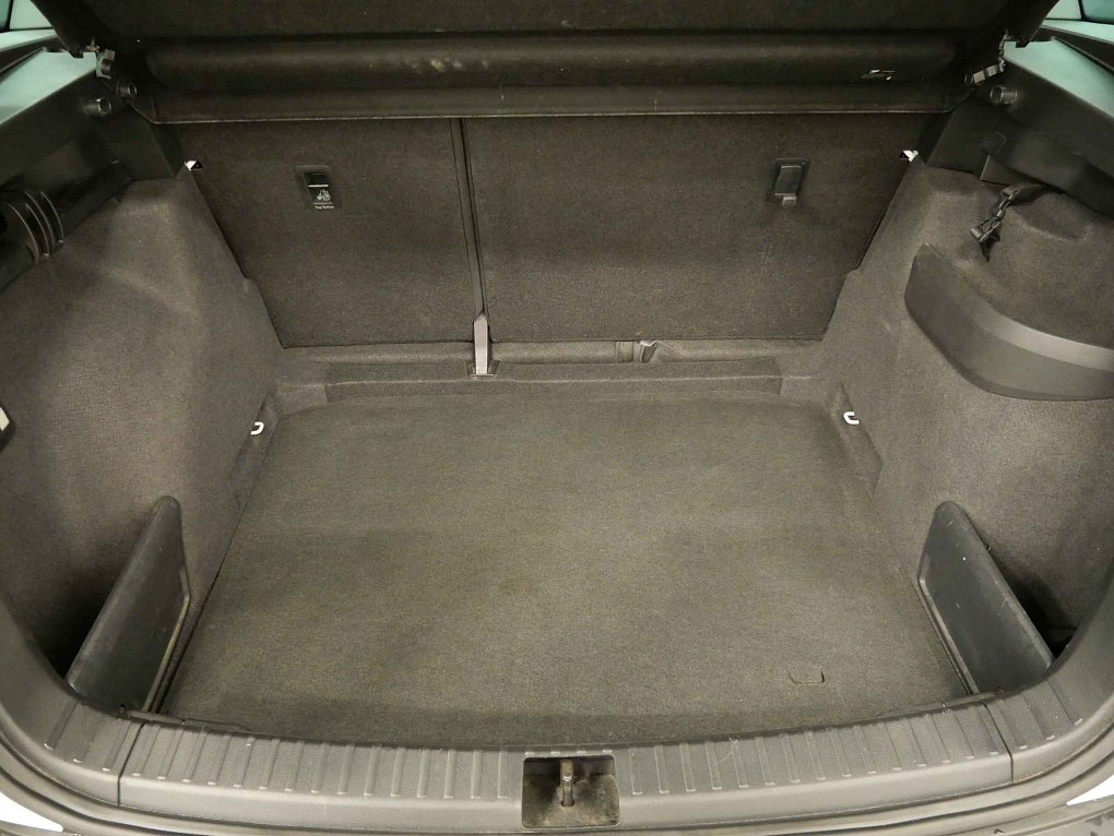 Škoda Karoq 1.6 TDi Ambition
