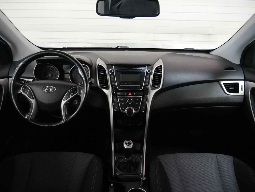 Hyundai I30 1.6i 