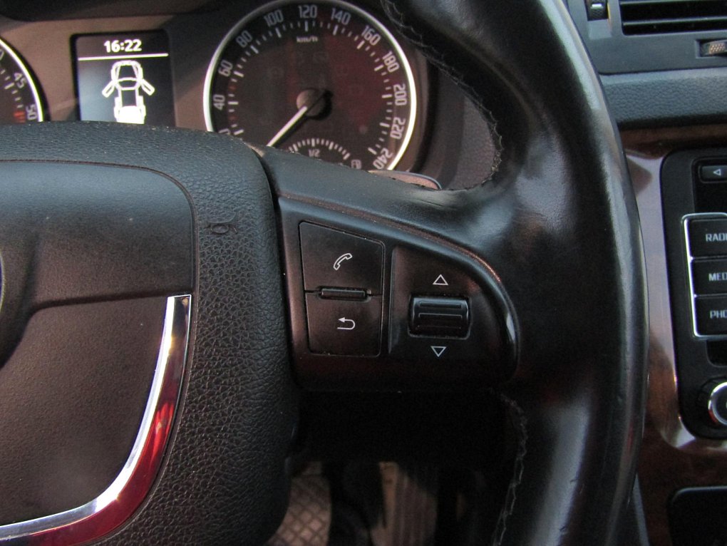 Škoda Octavia II 2.0 TDi Elegance