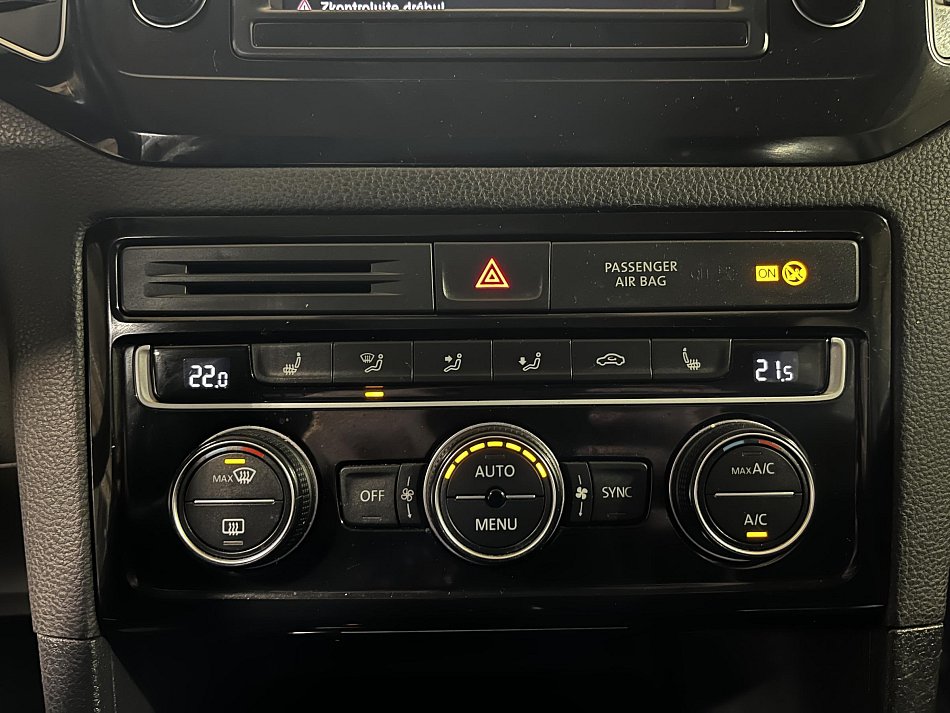 Volkswagen Golf 2.0 TDi 