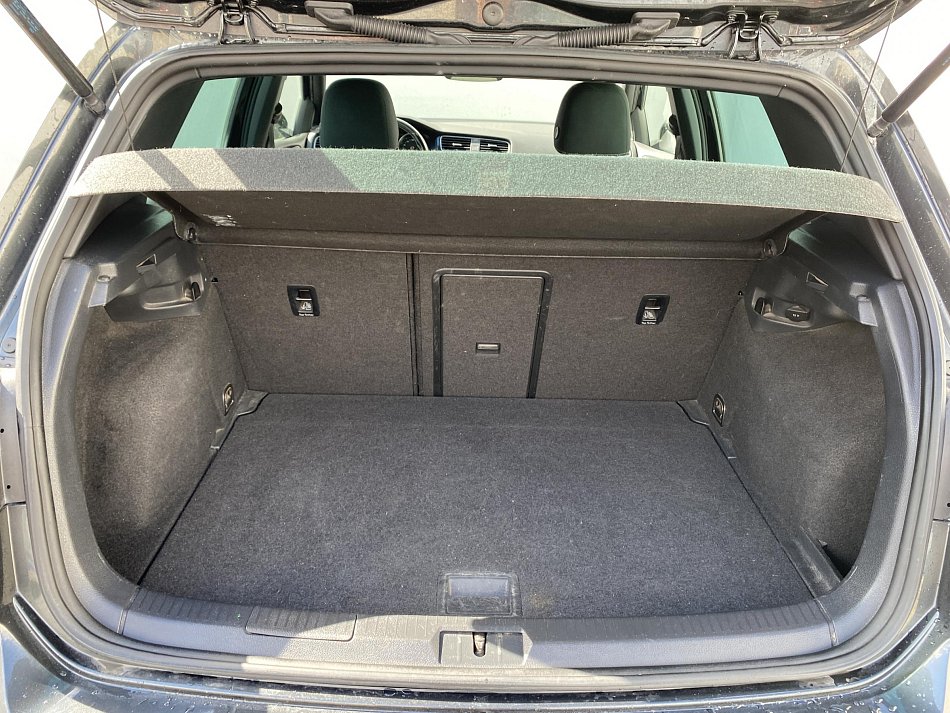 Volkswagen Golf 2.0 TDi GTD