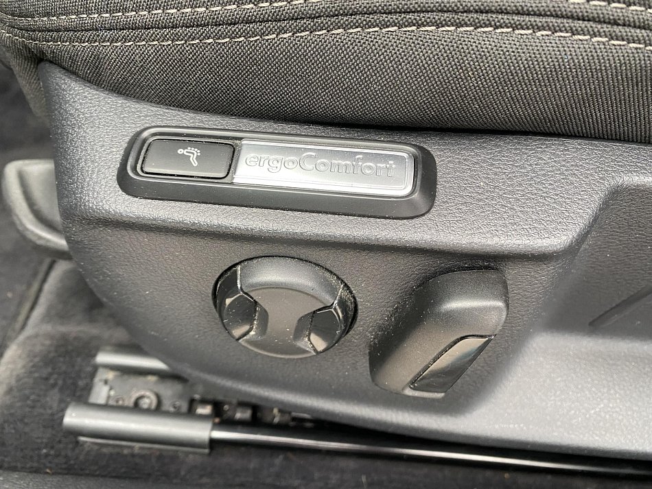 Volkswagen Passat 2.0TDi 