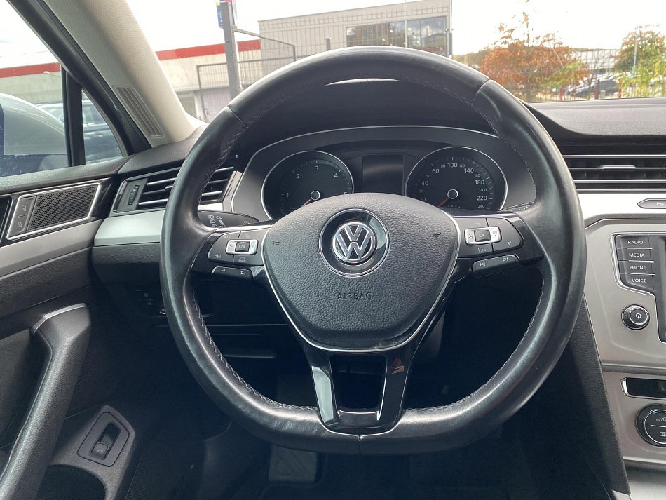 Volkswagen Passat 2.0TDi 
