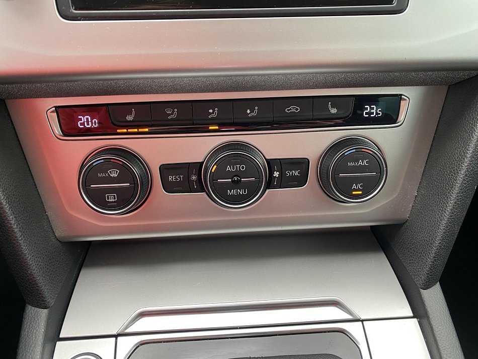 Volkswagen Passat 2.0TDi 