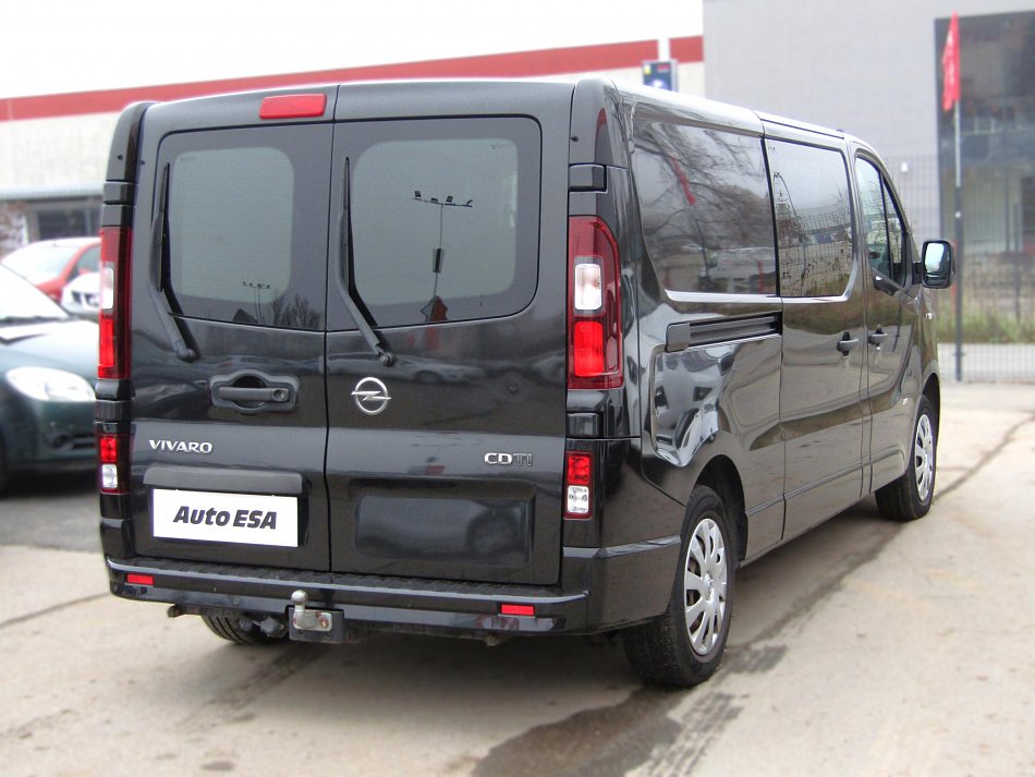 Opel Vivaro 1.6CDTi  L2 5míst