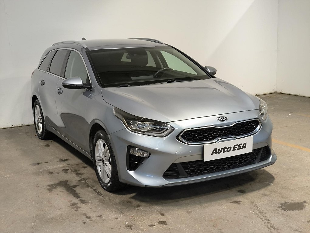 Kia Ceed 1.5 T-GDi TOP