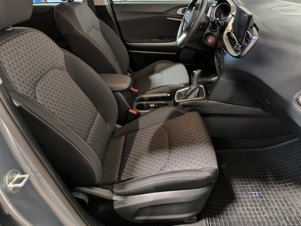 Kia Ceed 1.5 T-GDi TOP