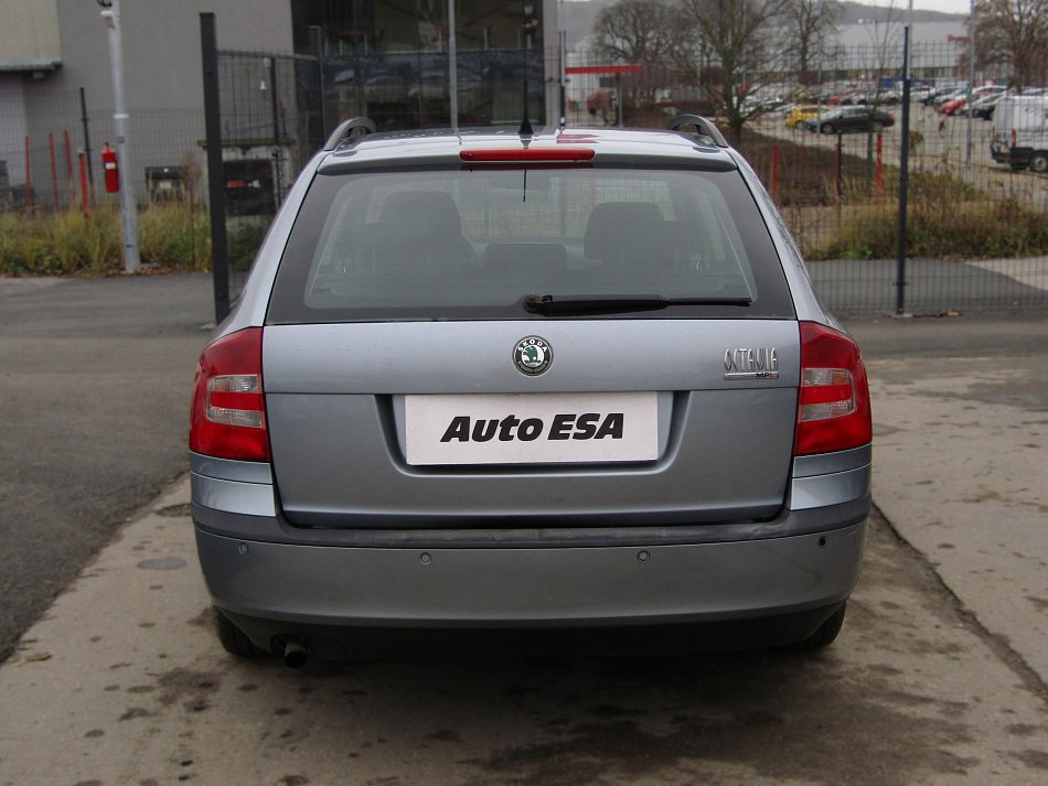 Škoda Octavia II 1.6MPi Ambiente