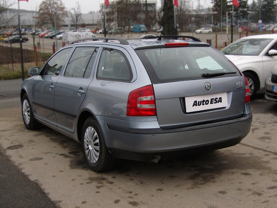 Škoda Octavia II 1.6MPi Ambiente