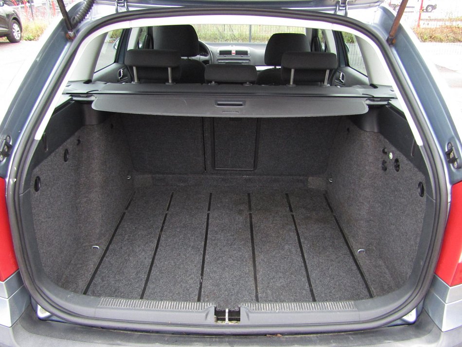 Škoda Octavia II 1.6MPi Ambiente