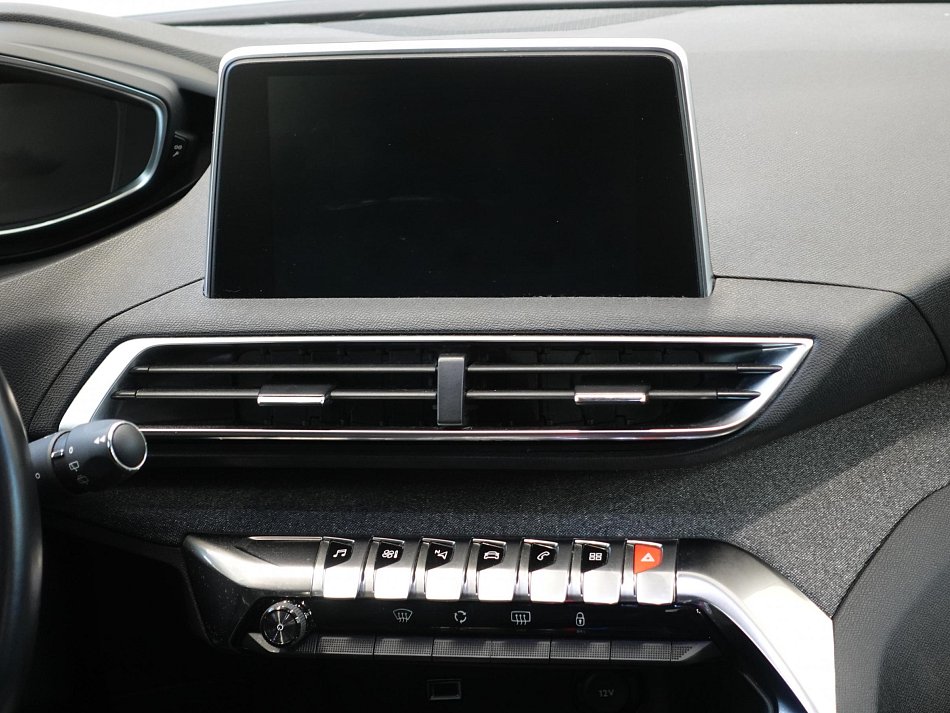 Peugeot 3008 1.2PT Allure