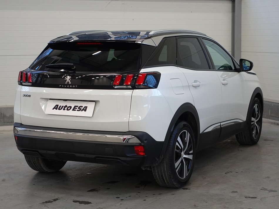 Peugeot 3008 1.2PT Allure
