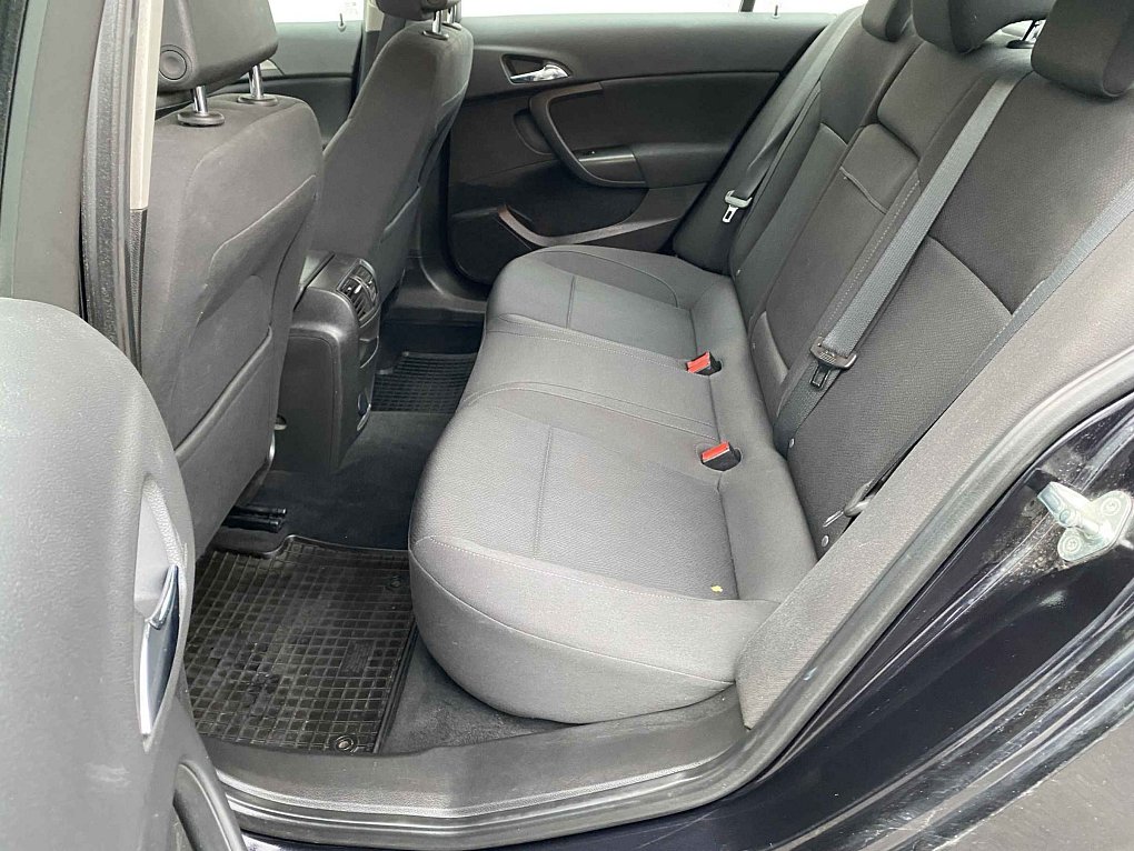 Opel Insignia 2.0 CDTi 