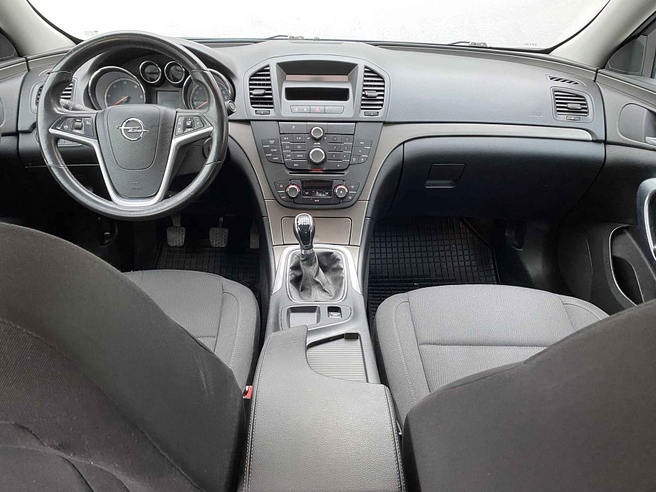 Opel Insignia 2.0 CDTi 