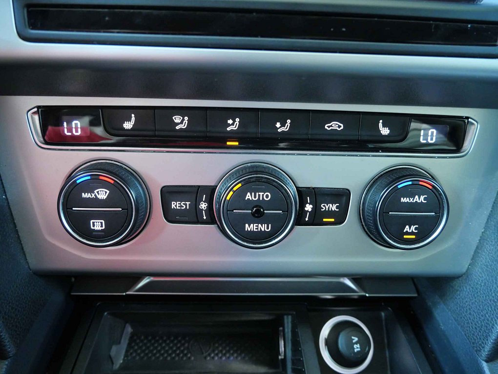 Volkswagen Passat 2.0 TDi 