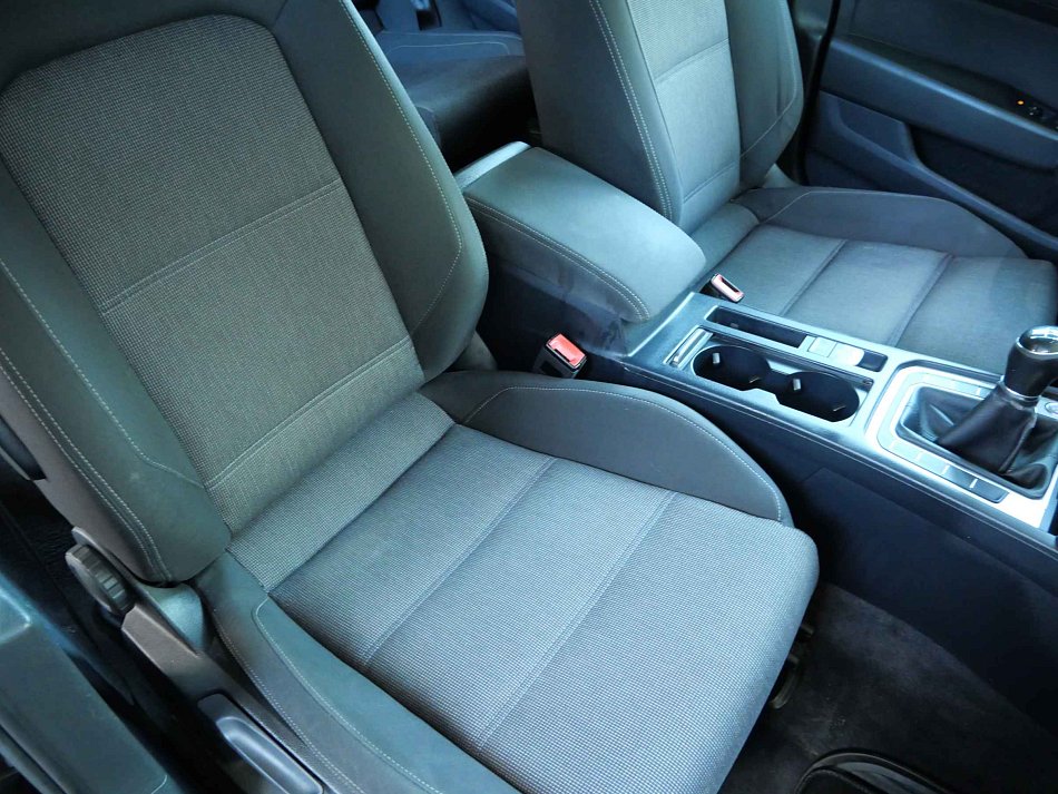 Volkswagen Passat 2.0 TDi 