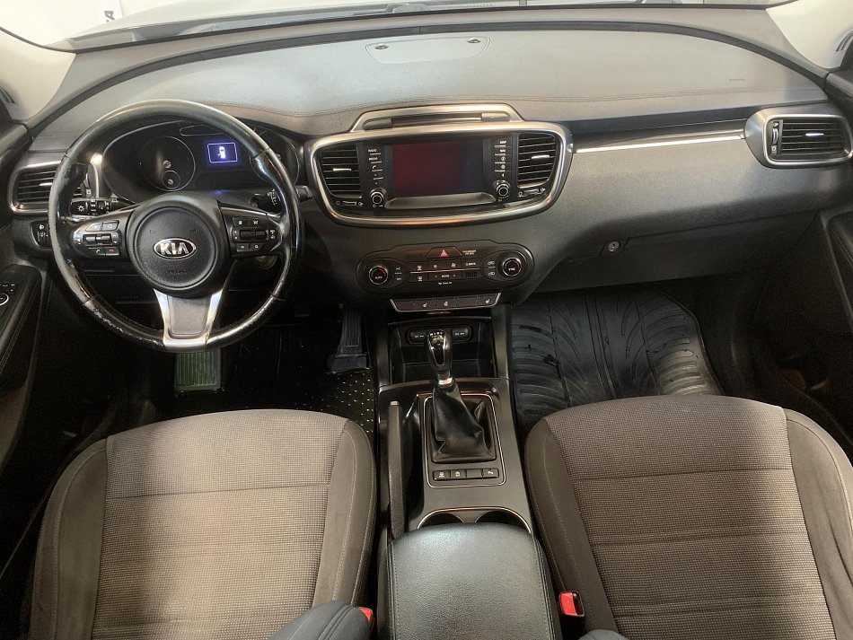 Kia Sorento 2.2 CRDi  2WD