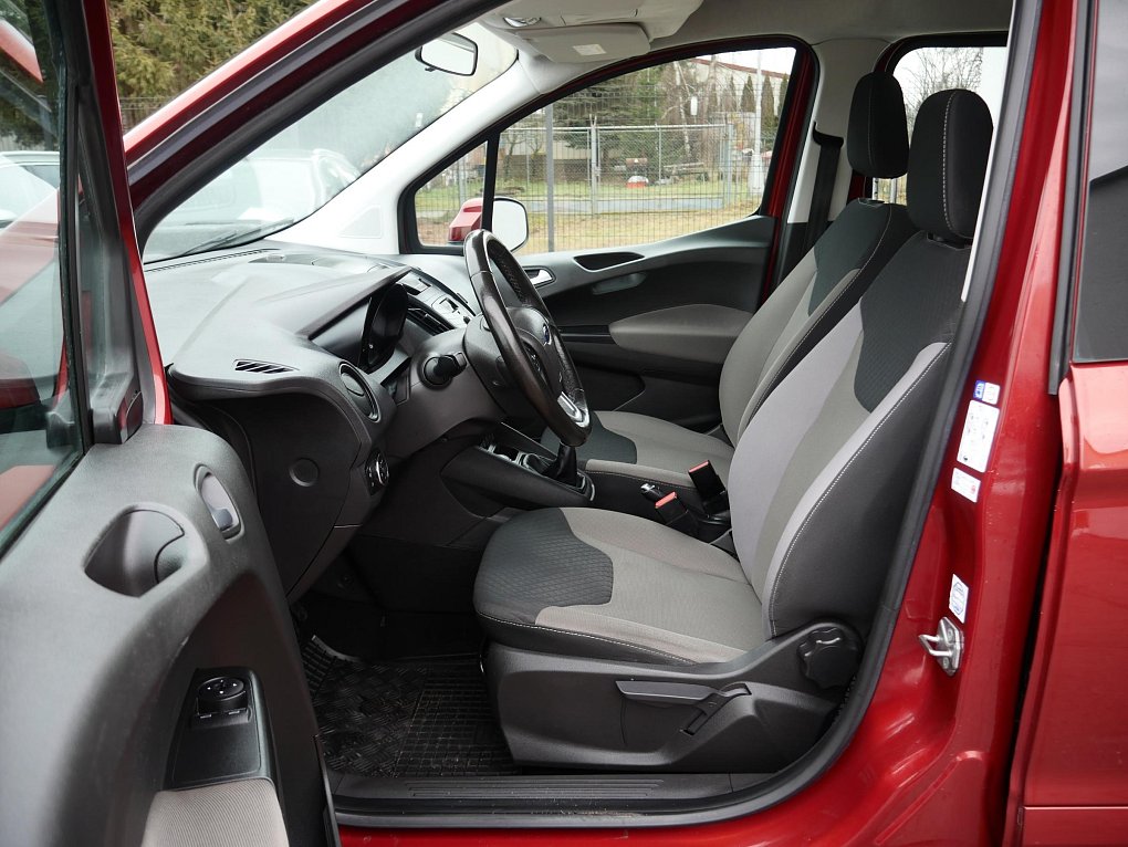 Ford Tourneo Courier 1.5TDCi 