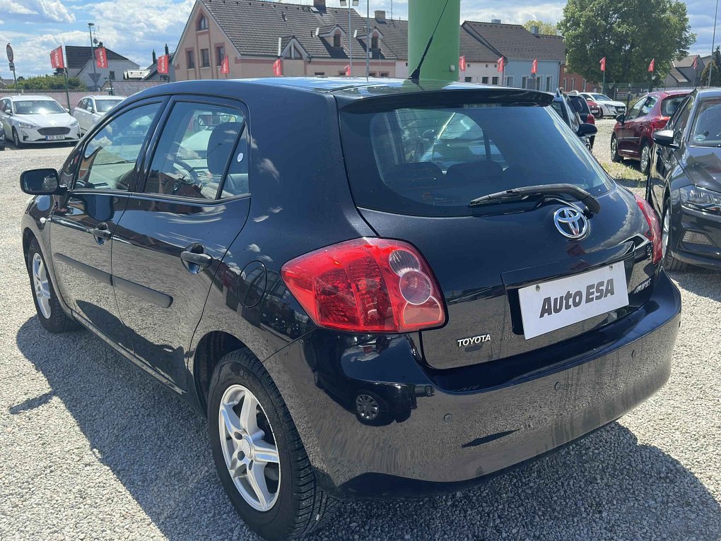 Toyota Auris 1.3 VVT- i 