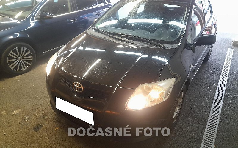 Toyota Auris 1.3 VVT- i 
